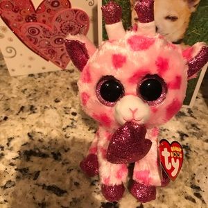 Meet your Posher, Brenda